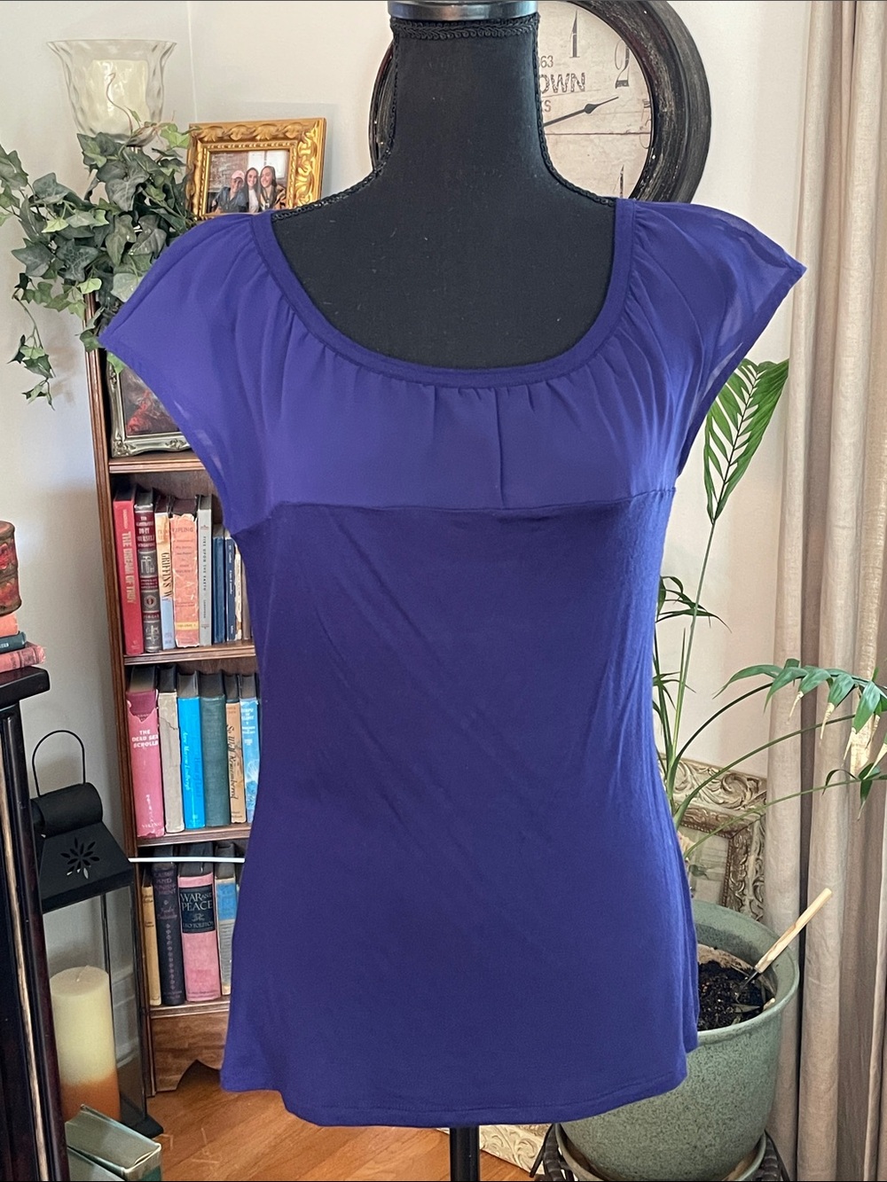 Banana Republic Purple Cap Sleeve Scoop Neck Tank